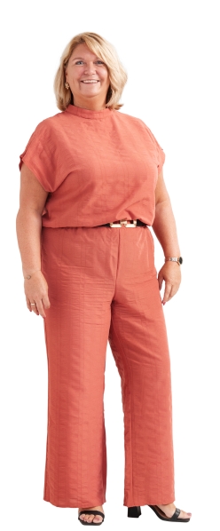 Petra staand