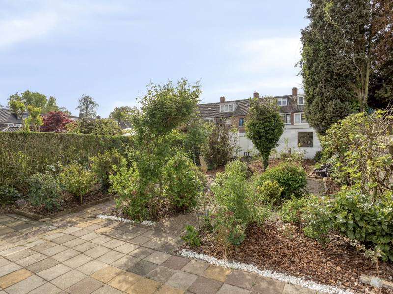 1776900499989113