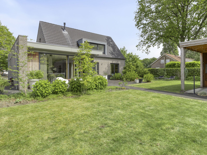 17792813101010343