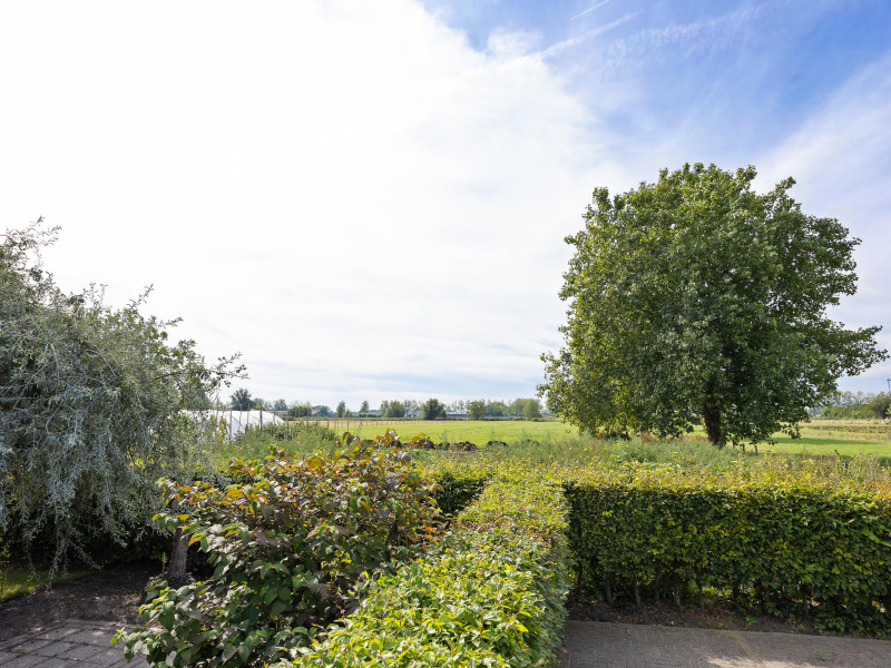17888746361087233