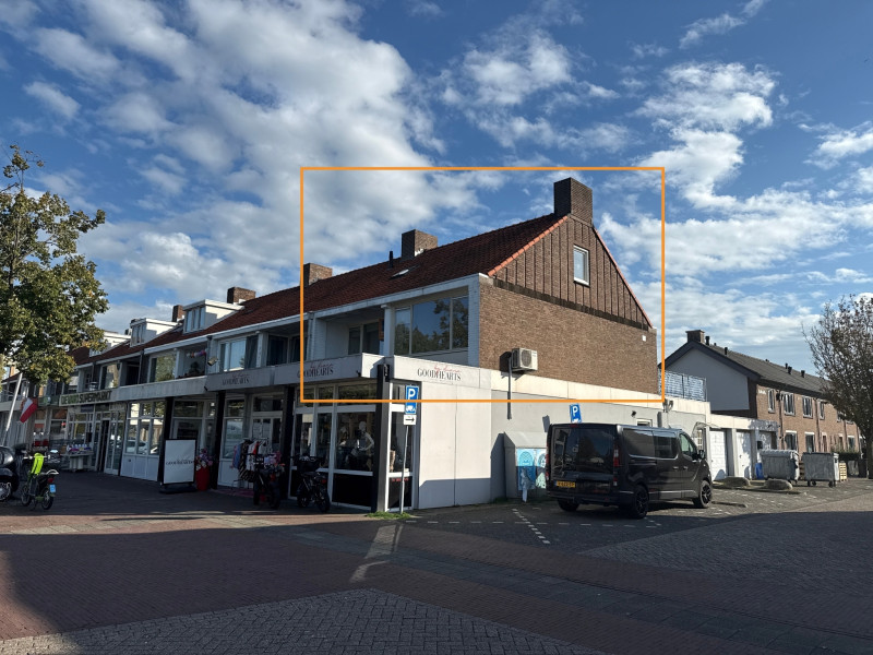 Burgemeester van Houtplein 17A, Vlijmen