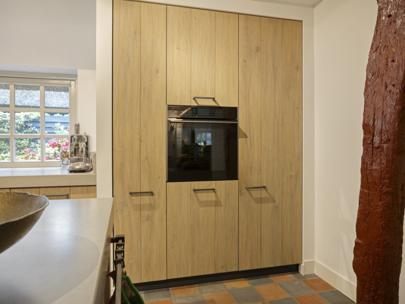 17883418321082603